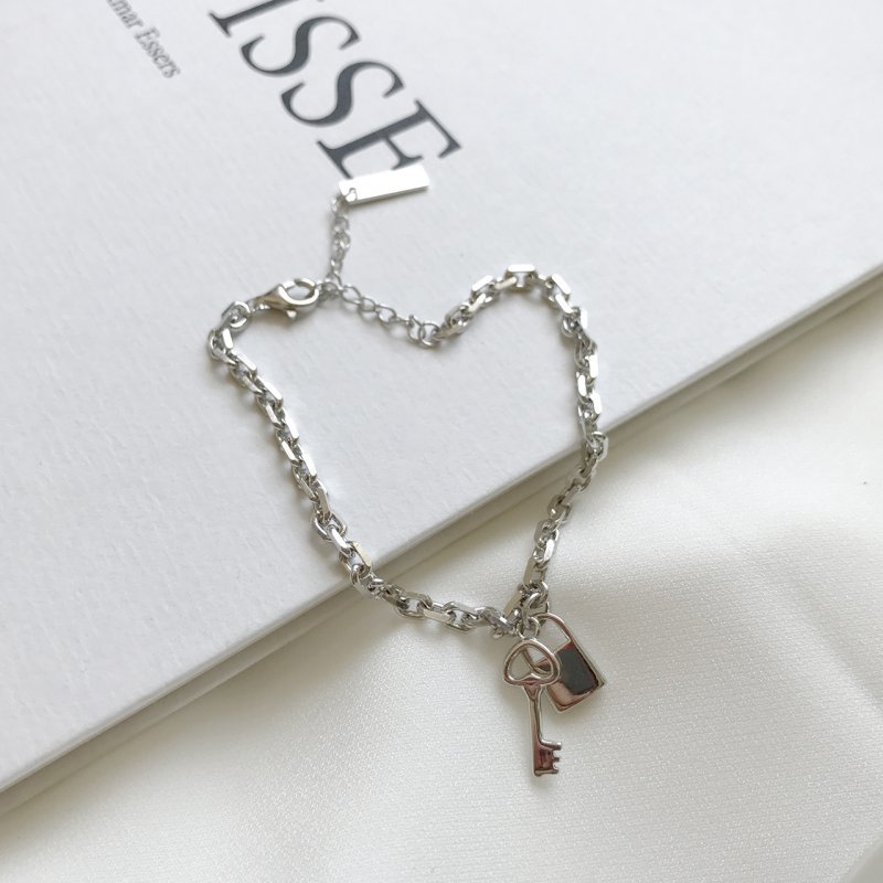 Fashion trend S925 sterling silver means eternal-key lock bracelet silver jewelry